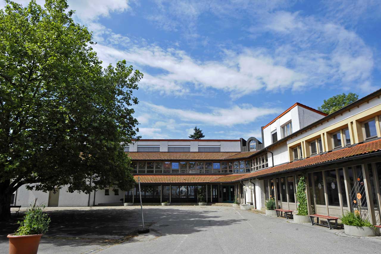 Grund- und Mittelschule